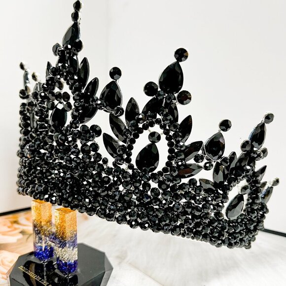 Luxury Silver Crown, Royal Gothic Crown, Black Crystal Crown, Beaded XL Crown main image 8